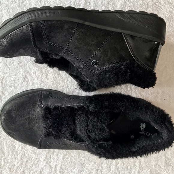 BZEES women’s golden cozy clog in black. Size 7.5. - Picture 5 of 10